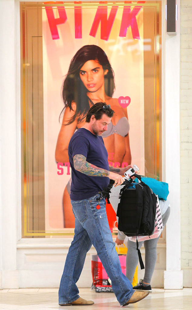 Dean McDermott Dean McDermott
